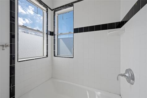 5114 Caswell Avenue Austin TX 78751
