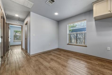 1812 Forestglade Drive Austin TX 78745
