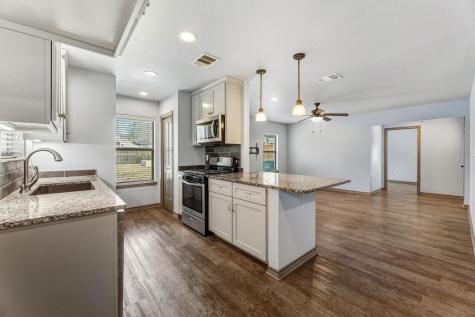 1812 Forestglade Drive Austin TX 78745