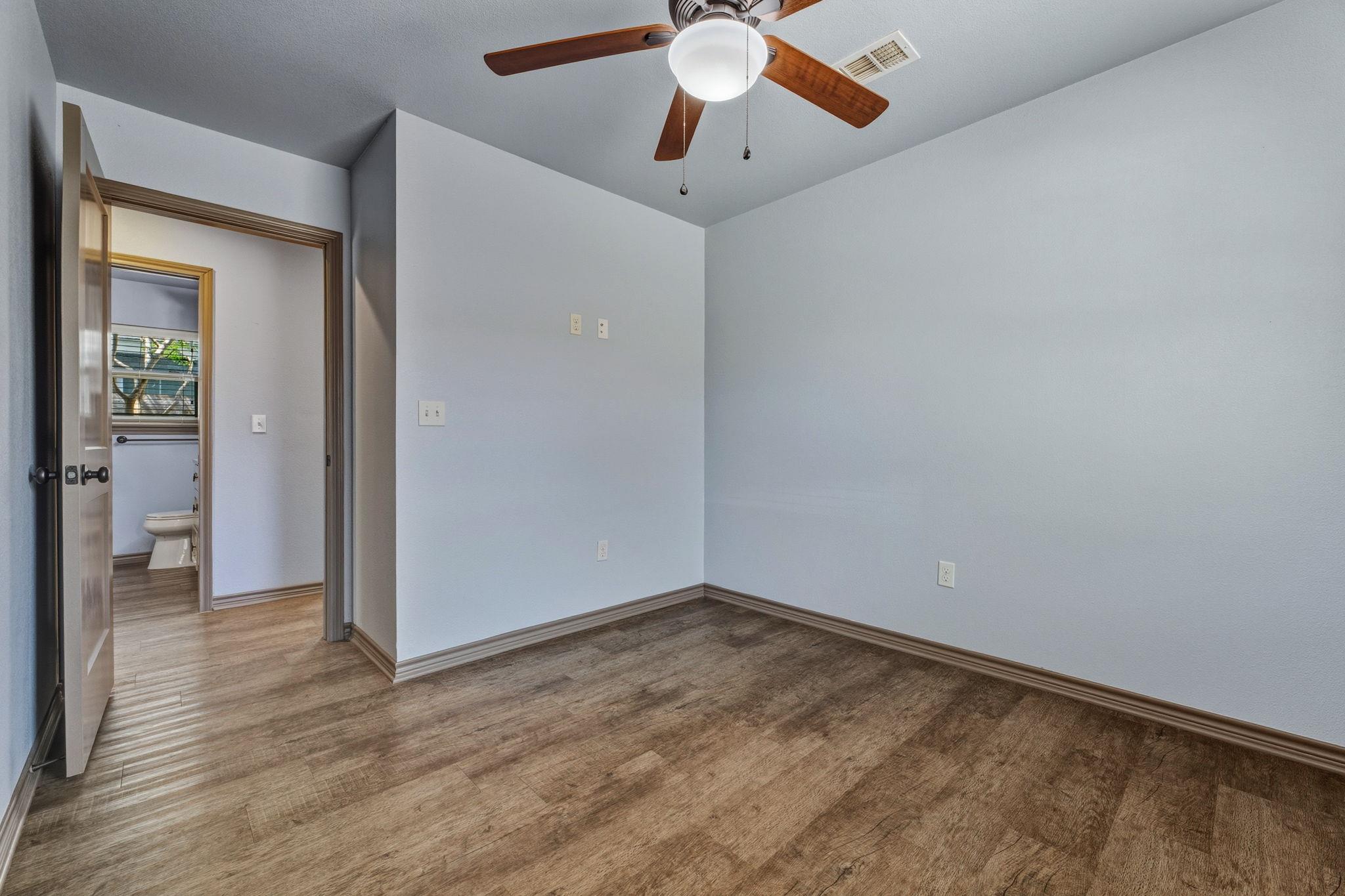 1812 Forestglade Drive Austin TX 78745
