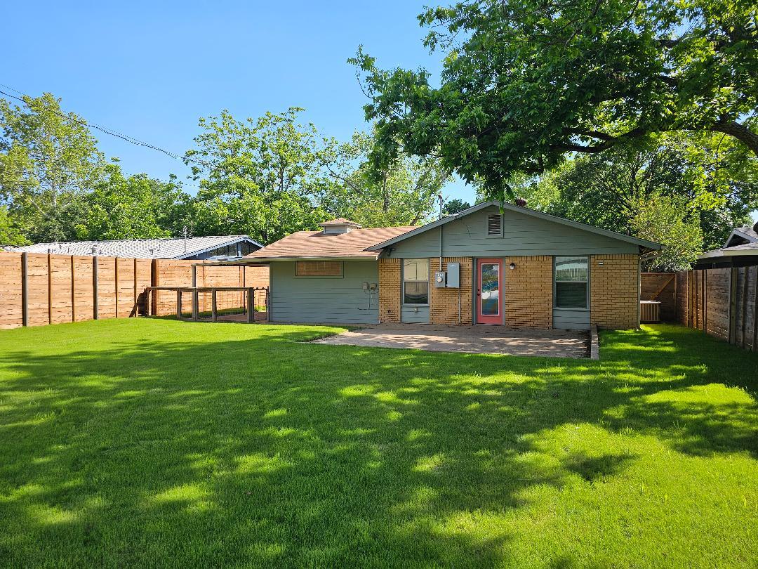 1812 Forestglade Drive Austin TX 78745