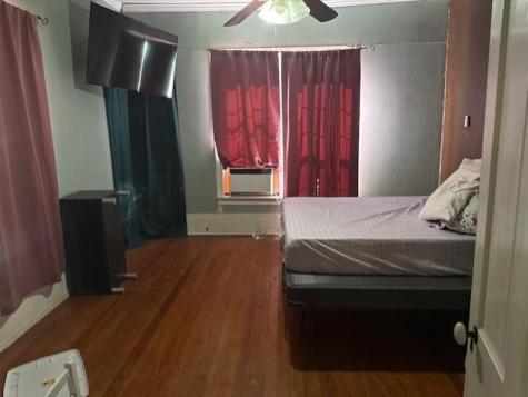 517 Giddings Street Lexington TX 78947