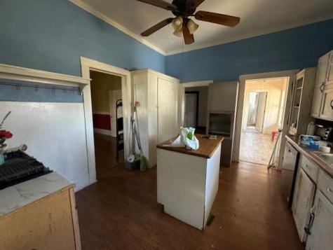 517 Giddings Street Lexington TX 78947