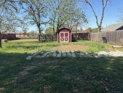 517 Giddings Street Lexington TX 78947