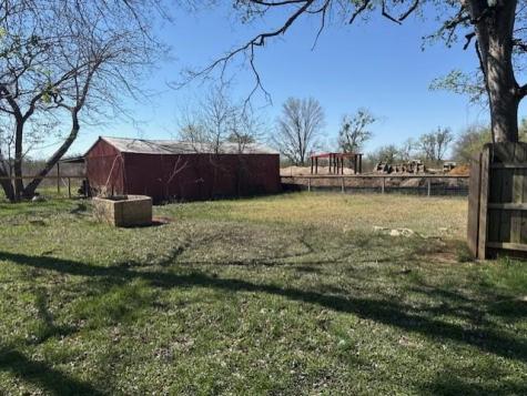 517 Giddings Street Lexington TX 78947