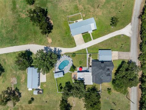 413 County Road 410 Buckholts TX 76518