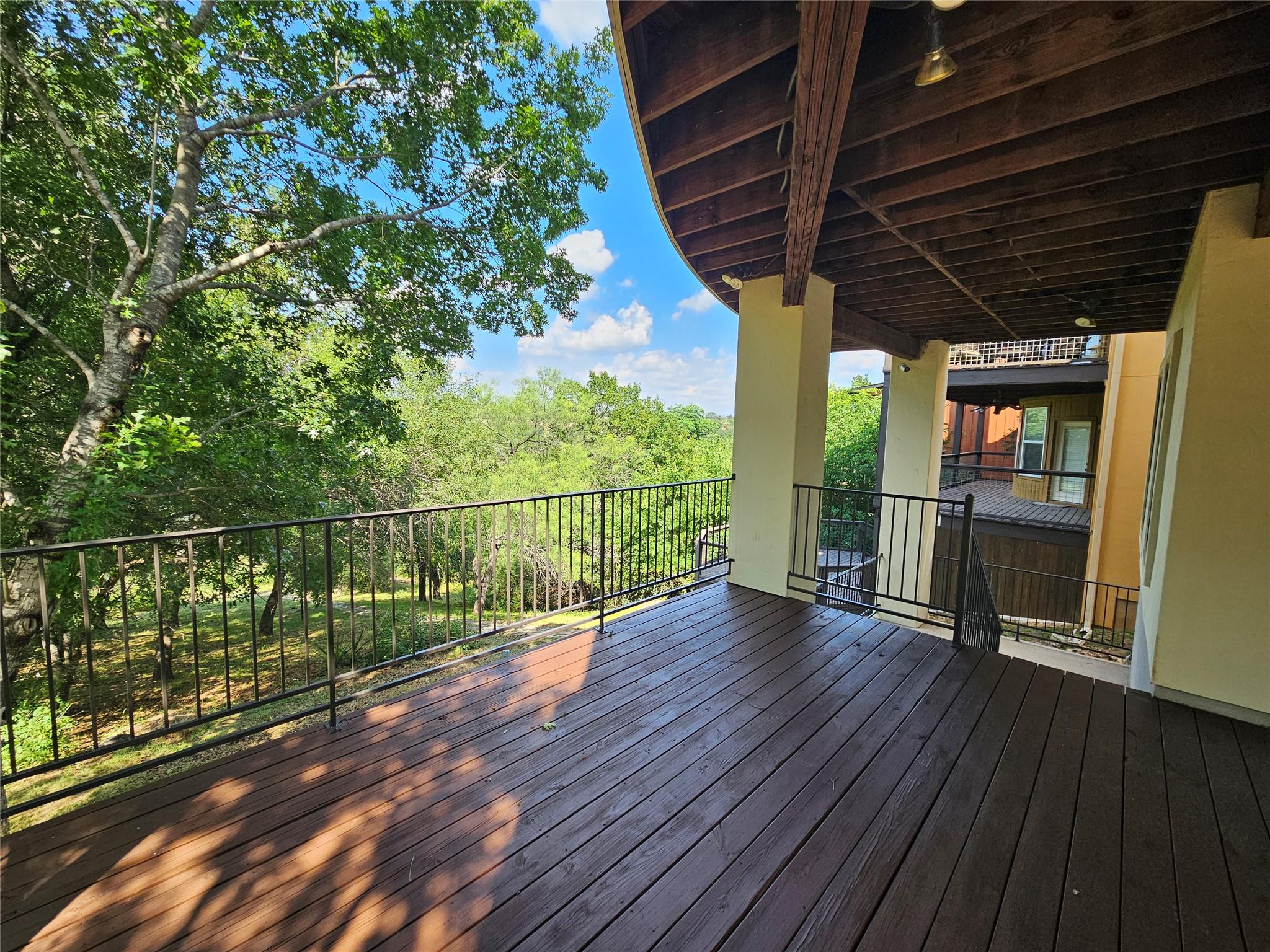 1231 Lake Shore Drive Spicewood TX 78669