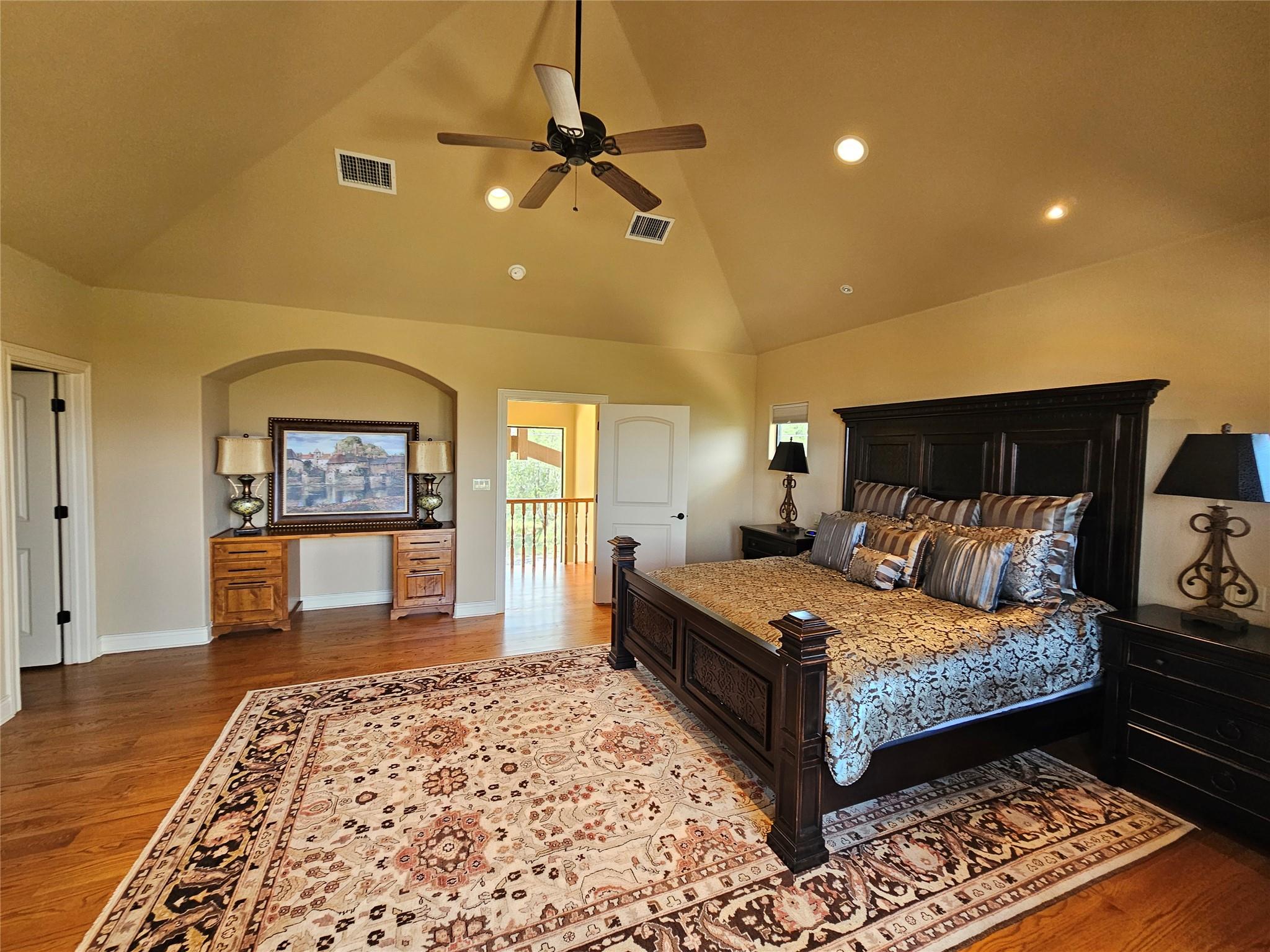 1231 Lake Shore Drive Spicewood TX 78669