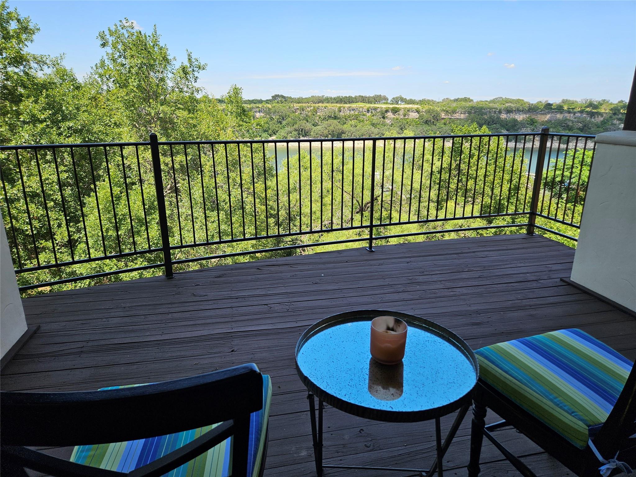 1231 Lake Shore Drive Spicewood TX 78669