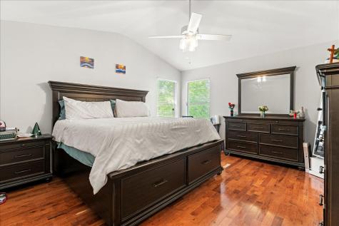4456 Mather Kyle TX 78640
