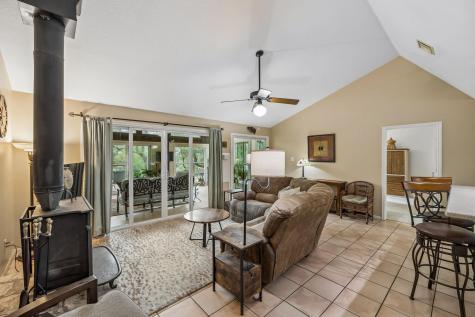300 Bluff Road Spicewood TX 78669