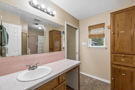 300 Bluff Road Spicewood TX 78669