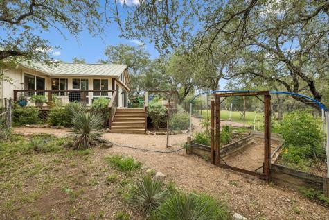 300 Bluff Road Spicewood TX 78669