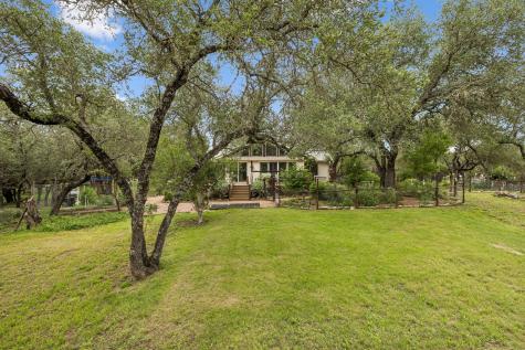 300 Bluff Road Spicewood TX 78669