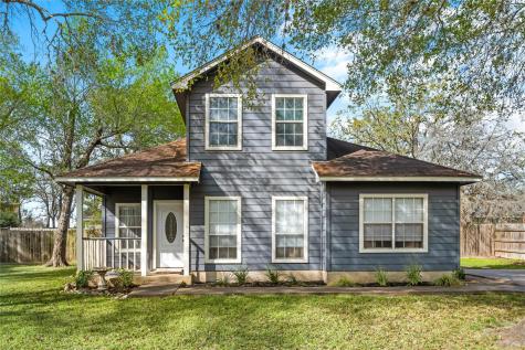 301 Buckeye Trail La Grange TX 78945