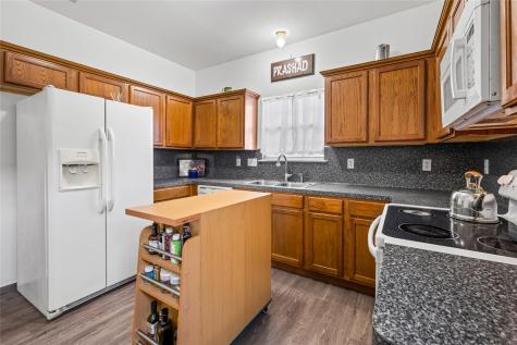 301 Buckeye Trail La Grange TX 78945