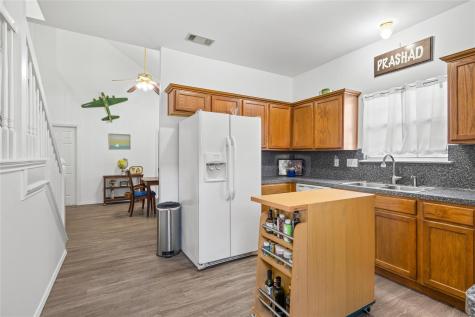 301 Buckeye Trail La Grange TX 78945