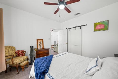 301 Buckeye Trail La Grange TX 78945