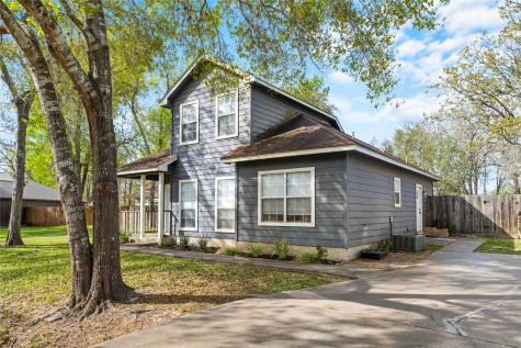 301 Buckeye Trail La Grange TX 78945