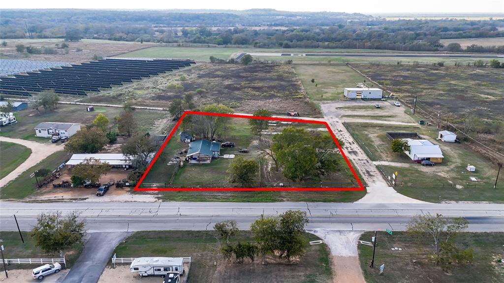 655 NW Loop 230 Smithville TX 78957