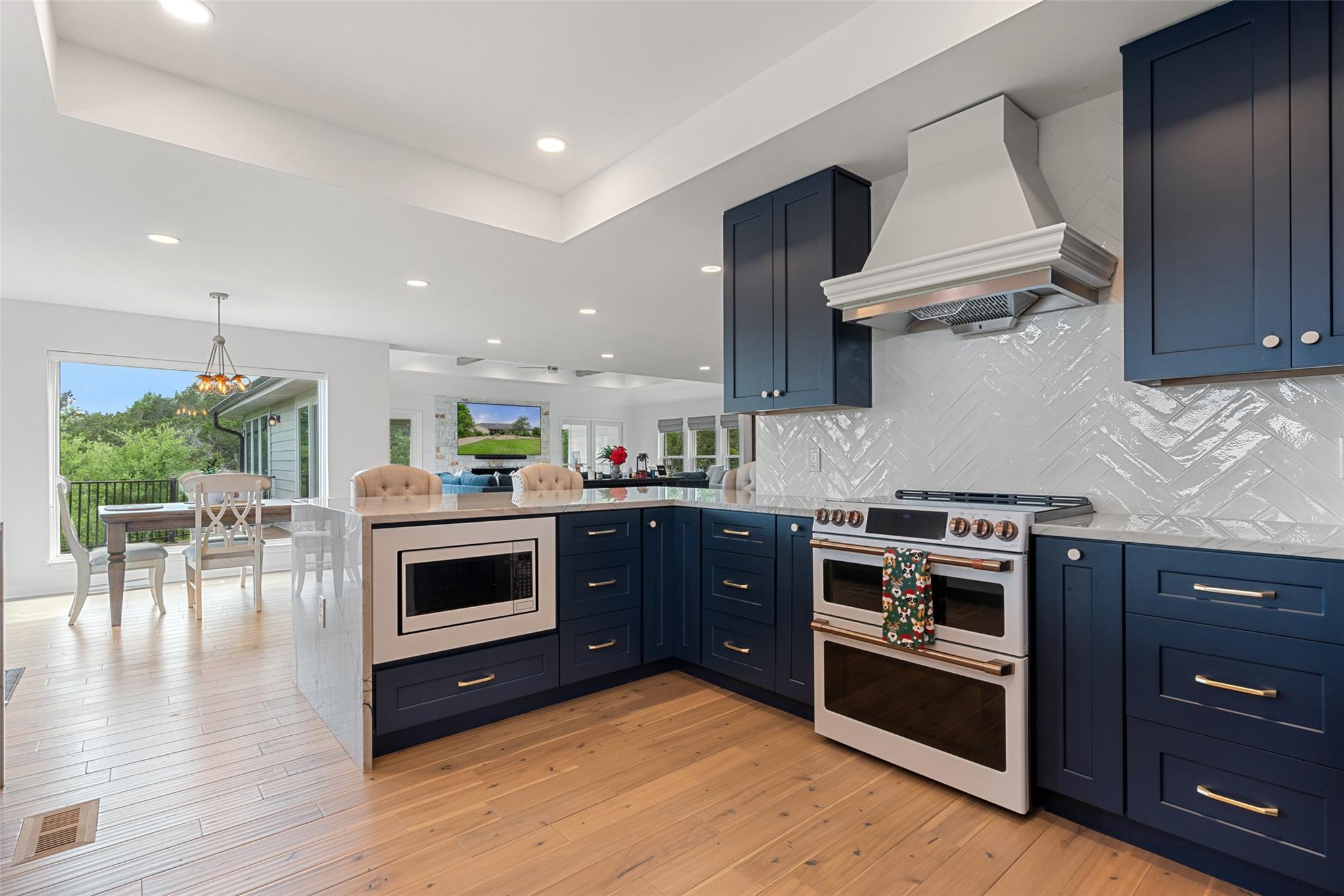 105 Stonegate Lane Dripping Springs TX 78620