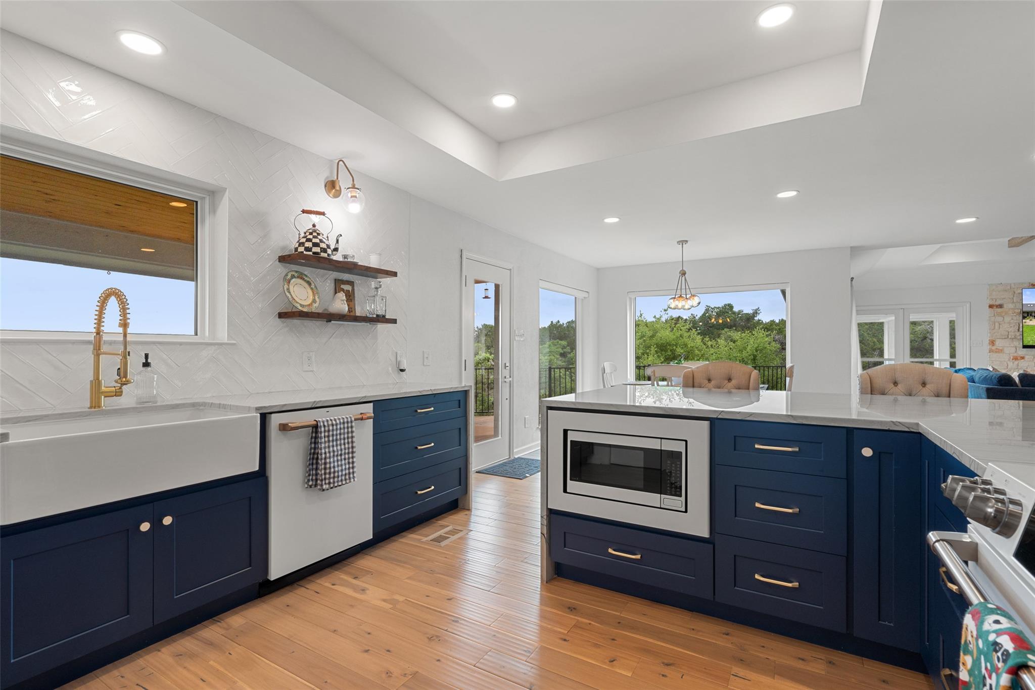 105 Stonegate Lane Dripping Springs TX 78620