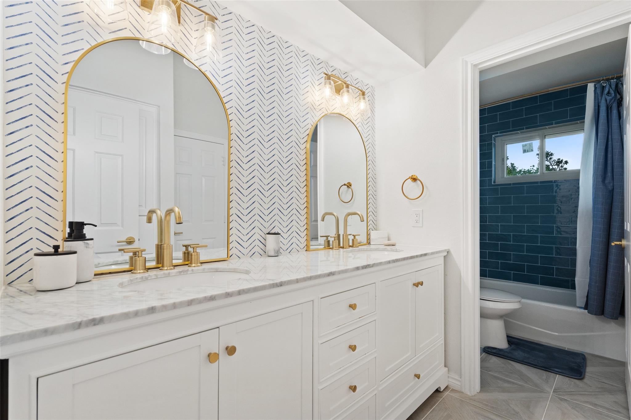 105 Stonegate Lane Dripping Springs TX 78620