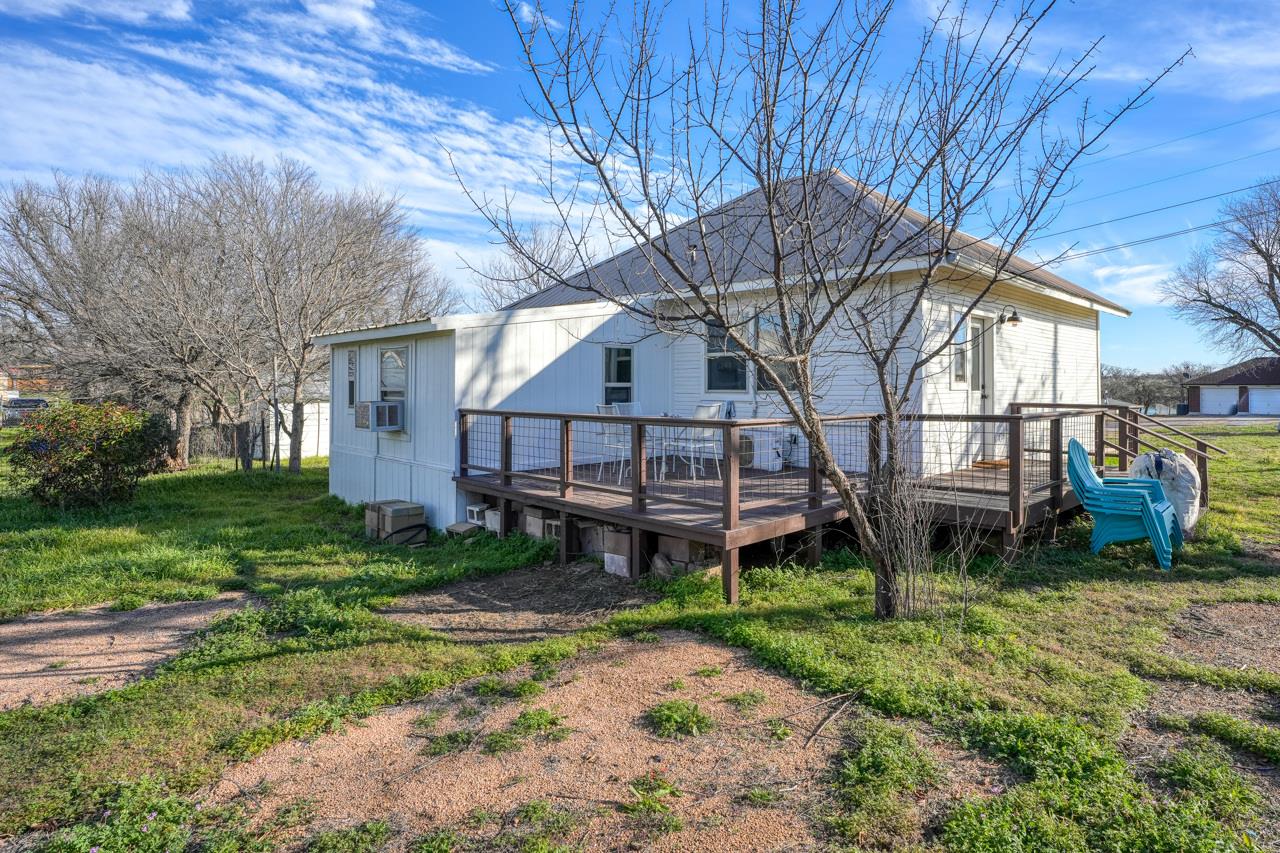 305 W Tarrant Street Llano TX 78643