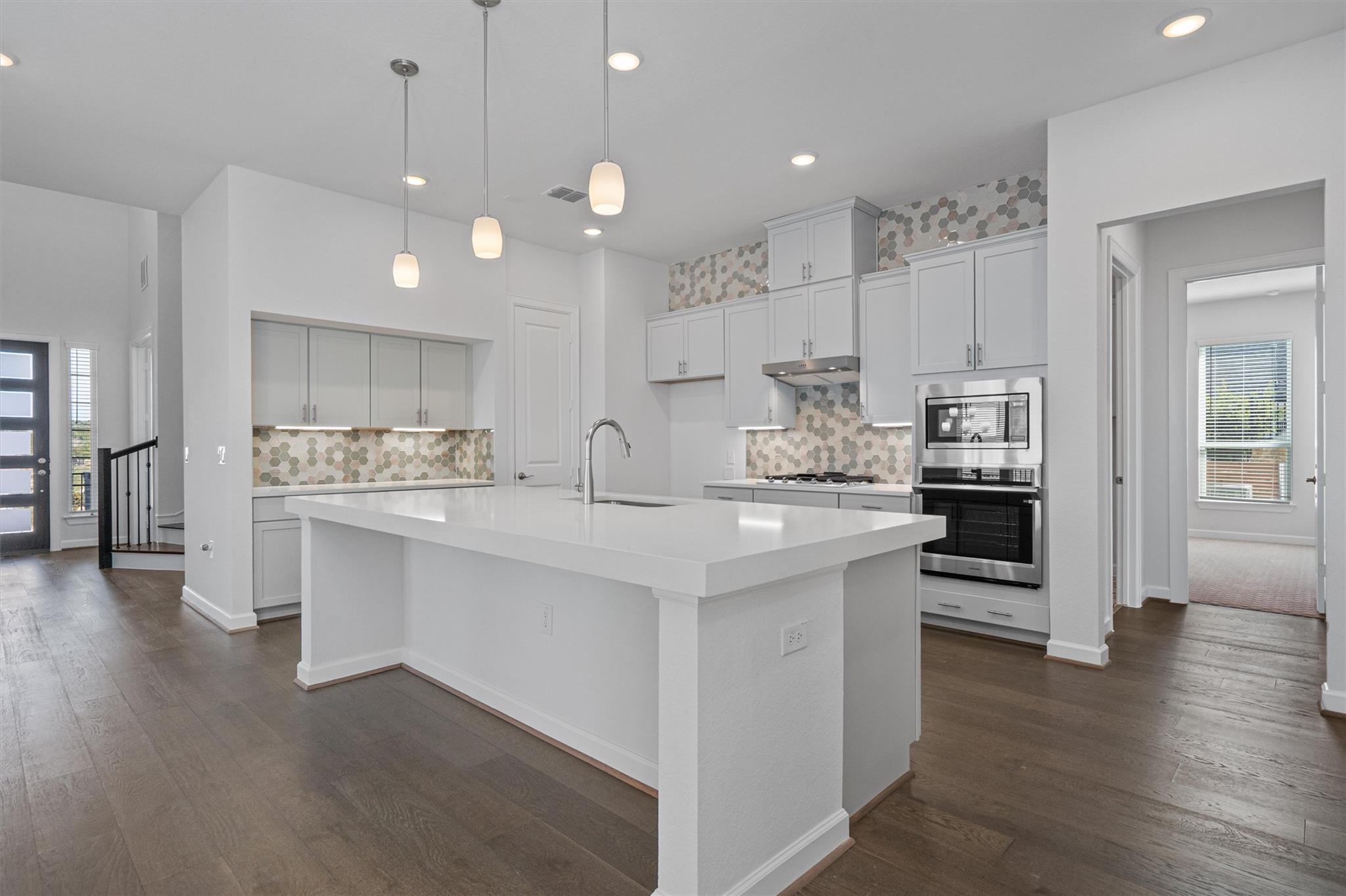 208 Lodestone Lane Austin TX 78738