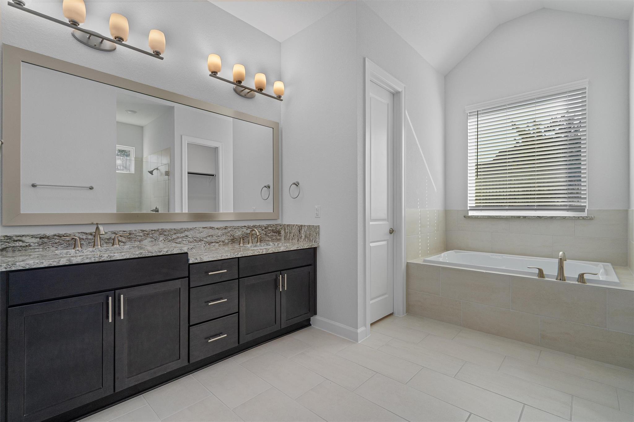 208 Lodestone Lane Austin TX 78738