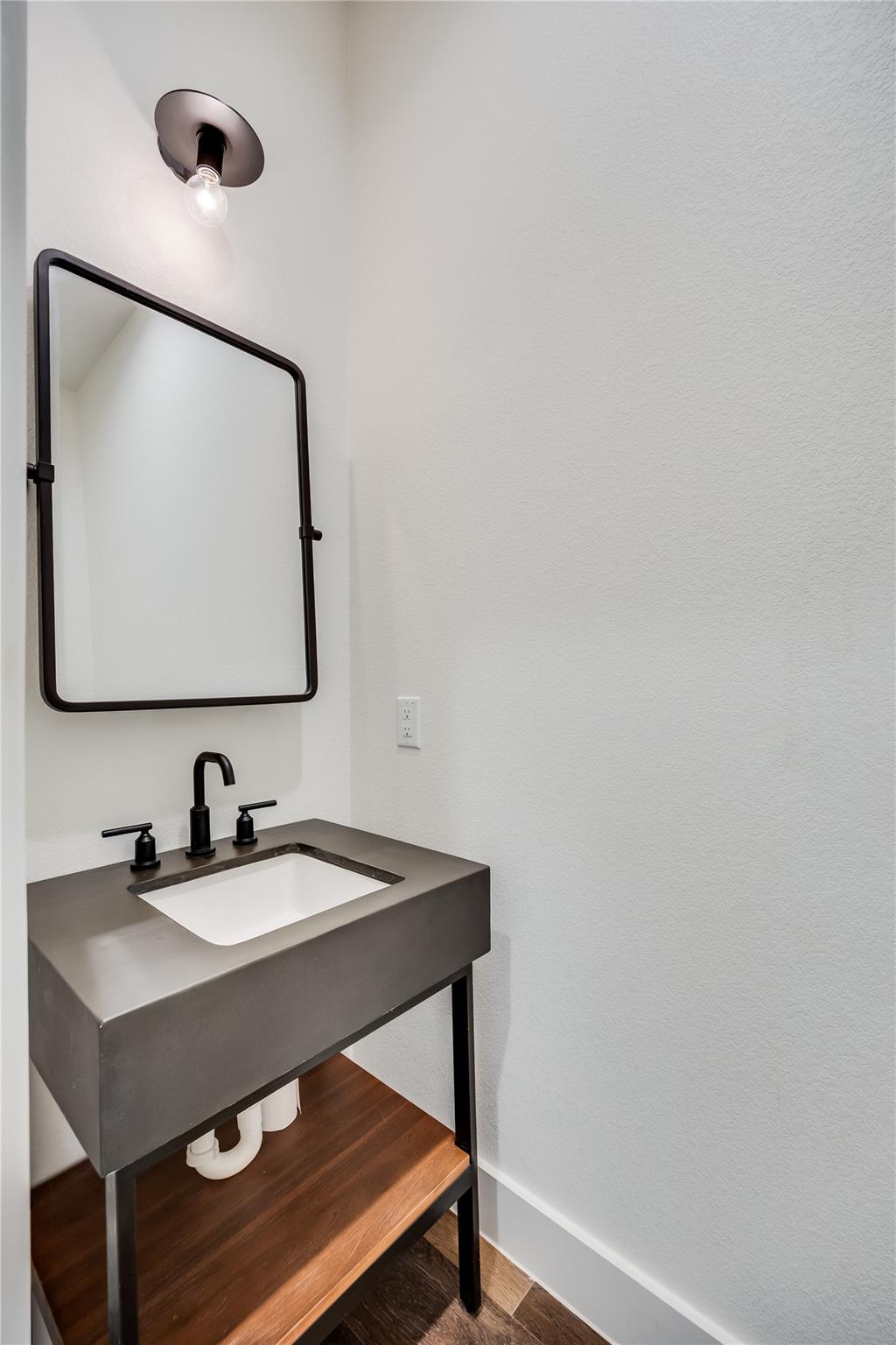 288 Smoke Tree Circle Dripping Springs TX 78620