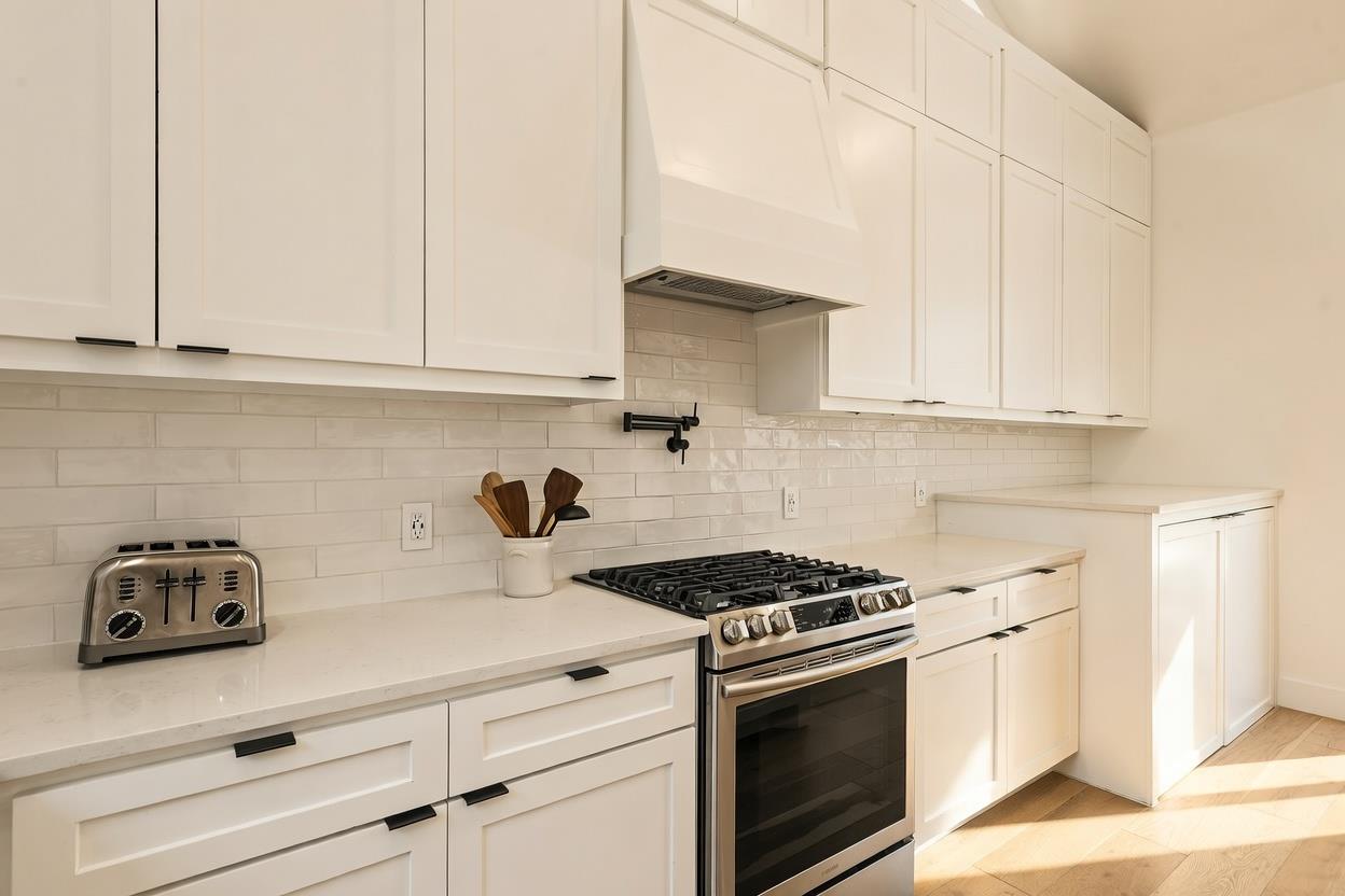 2216 Lindell Avenue Austin TX 78704