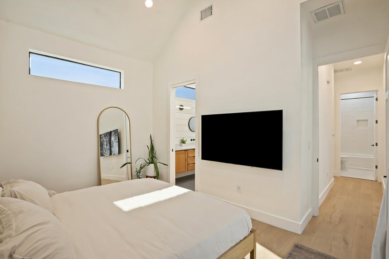 2216 Lindell Avenue Austin TX 78704