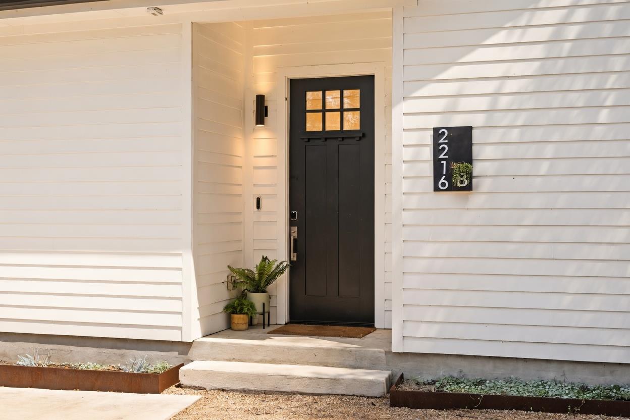 2216 Lindell Avenue Austin TX 78704