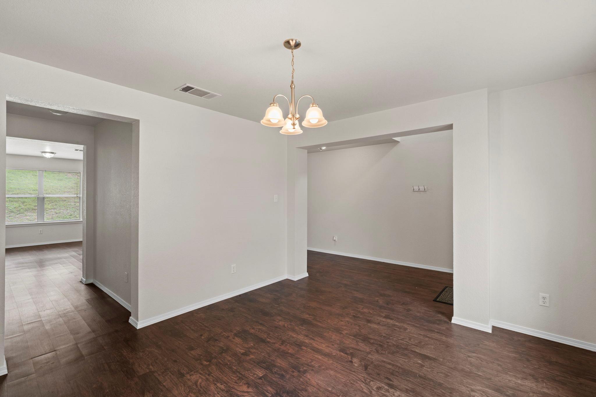 208 Dandelion Loop Kyle TX 78640