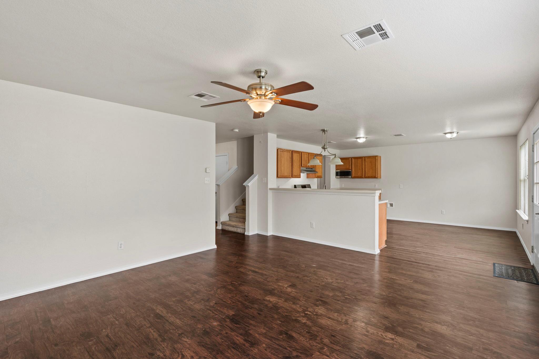 208 Dandelion Loop Kyle TX 78640