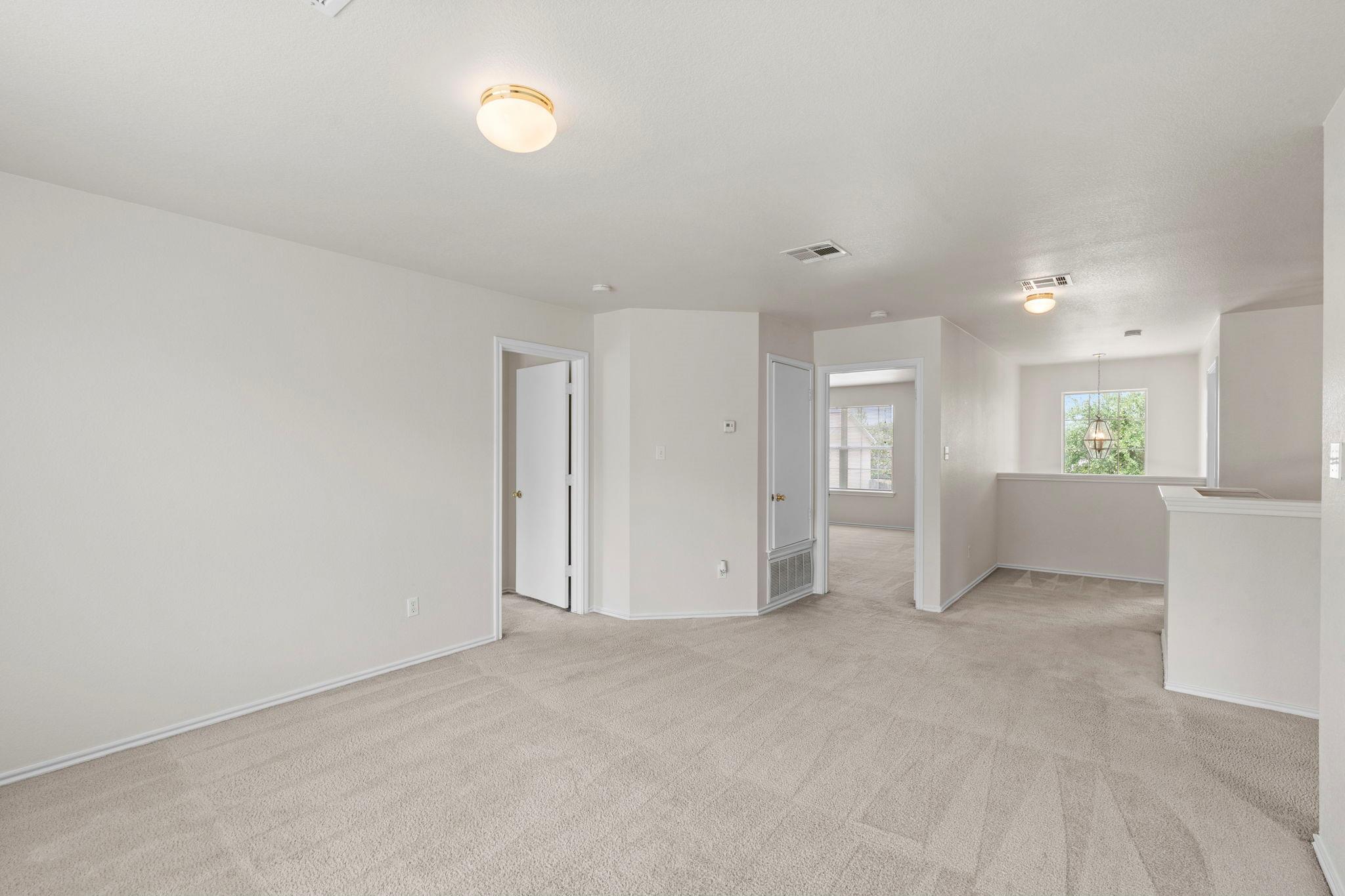 208 Dandelion Loop Kyle TX 78640