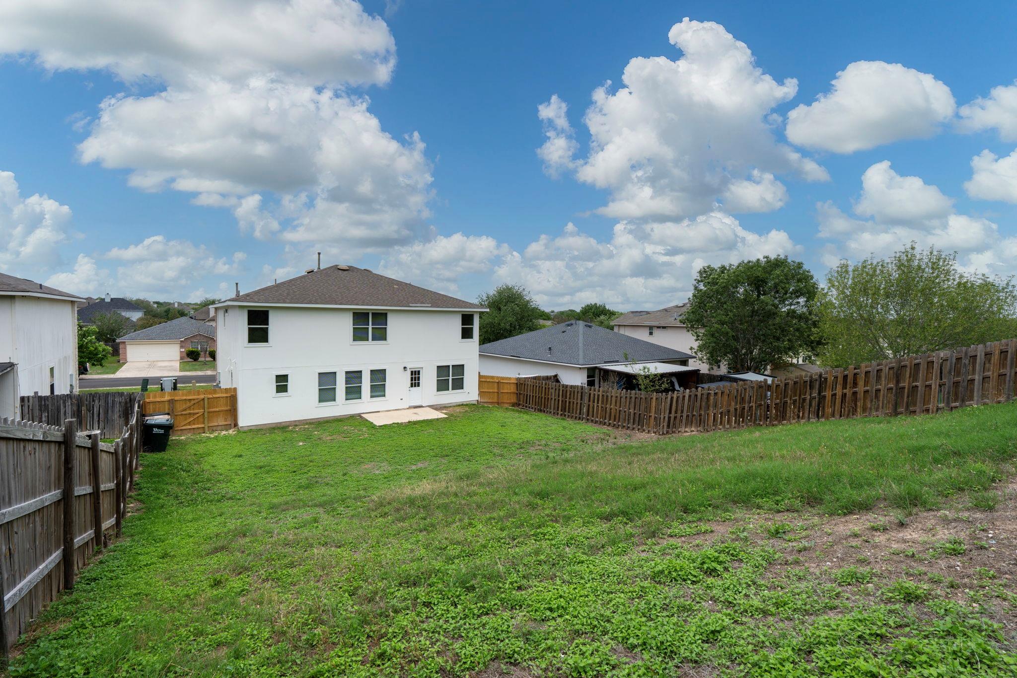 208 Dandelion Loop Kyle TX 78640