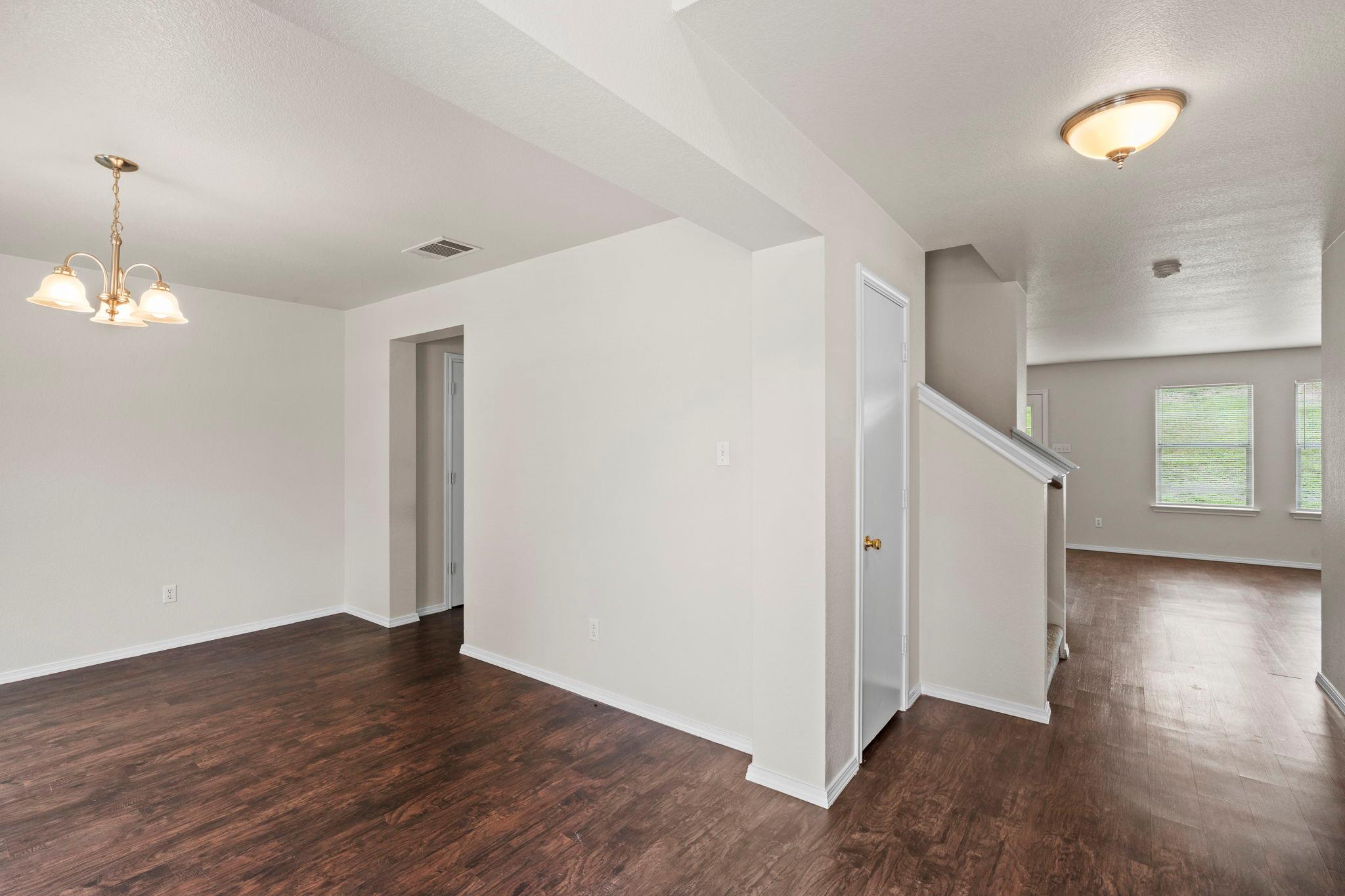 208 Dandelion Loop Kyle TX 78640