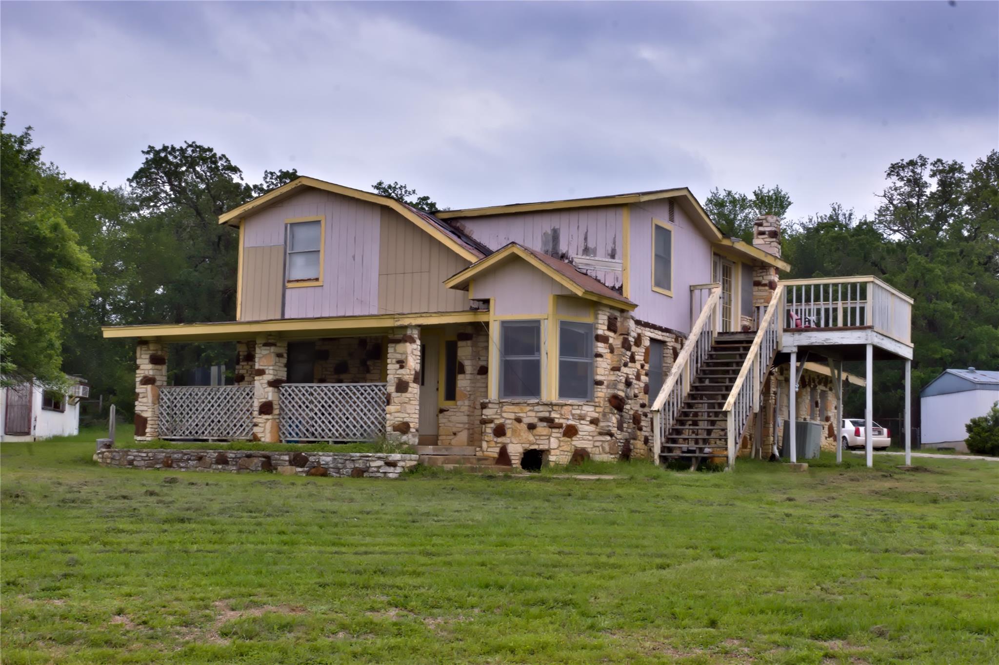 109 Wayside Drive Elgin TX 78621