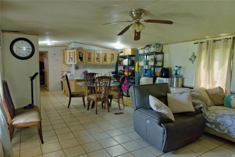 109 Wayside Drive Elgin TX 78621