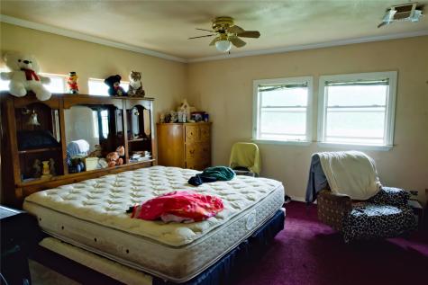 109 Wayside Drive Elgin TX 78621
