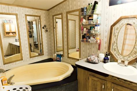 109 Wayside Drive Elgin TX 78621