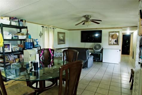 109 Wayside Drive Elgin TX 78621