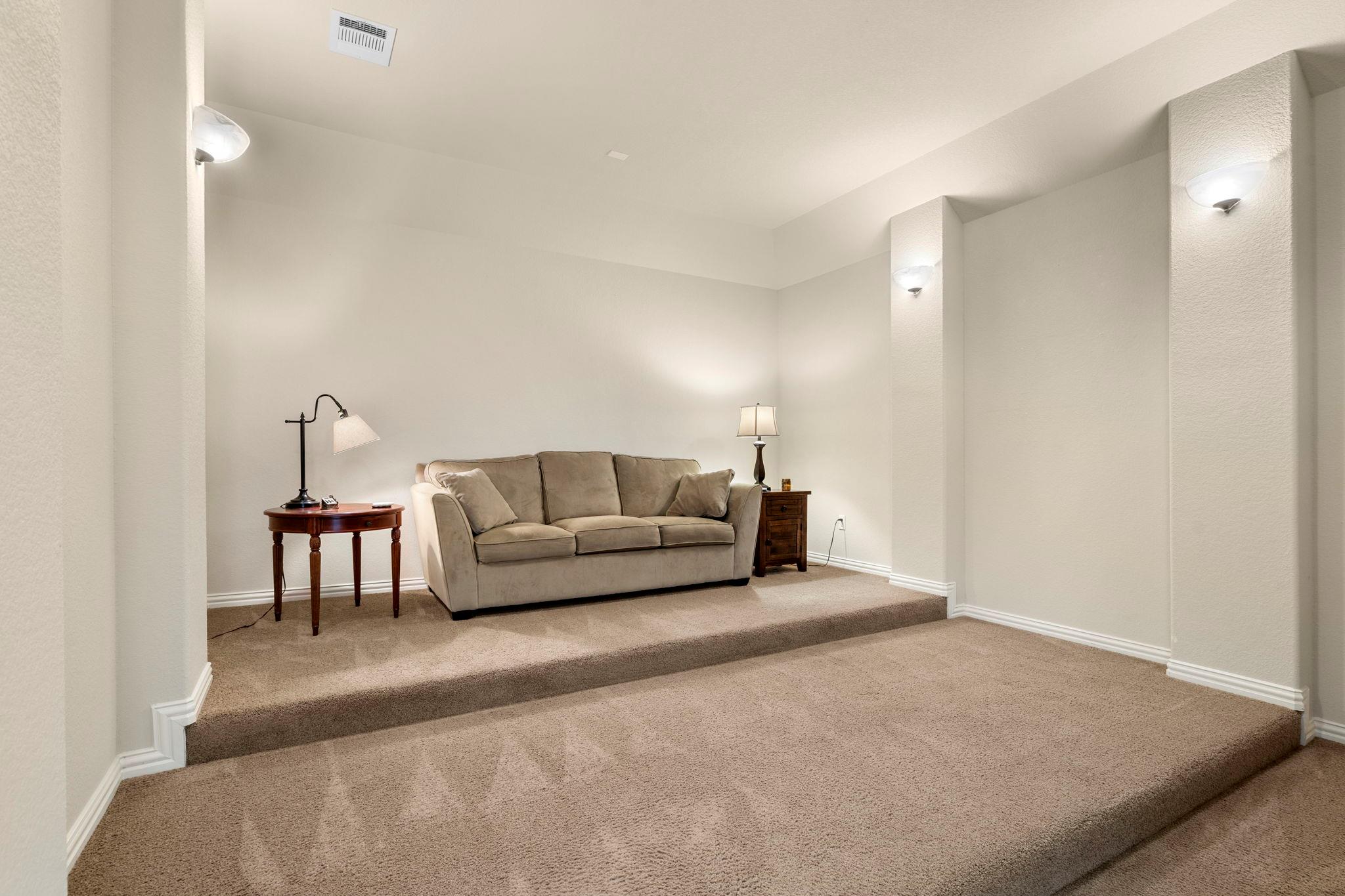 2124 Turtle Mountain Bend Austin TX 78748