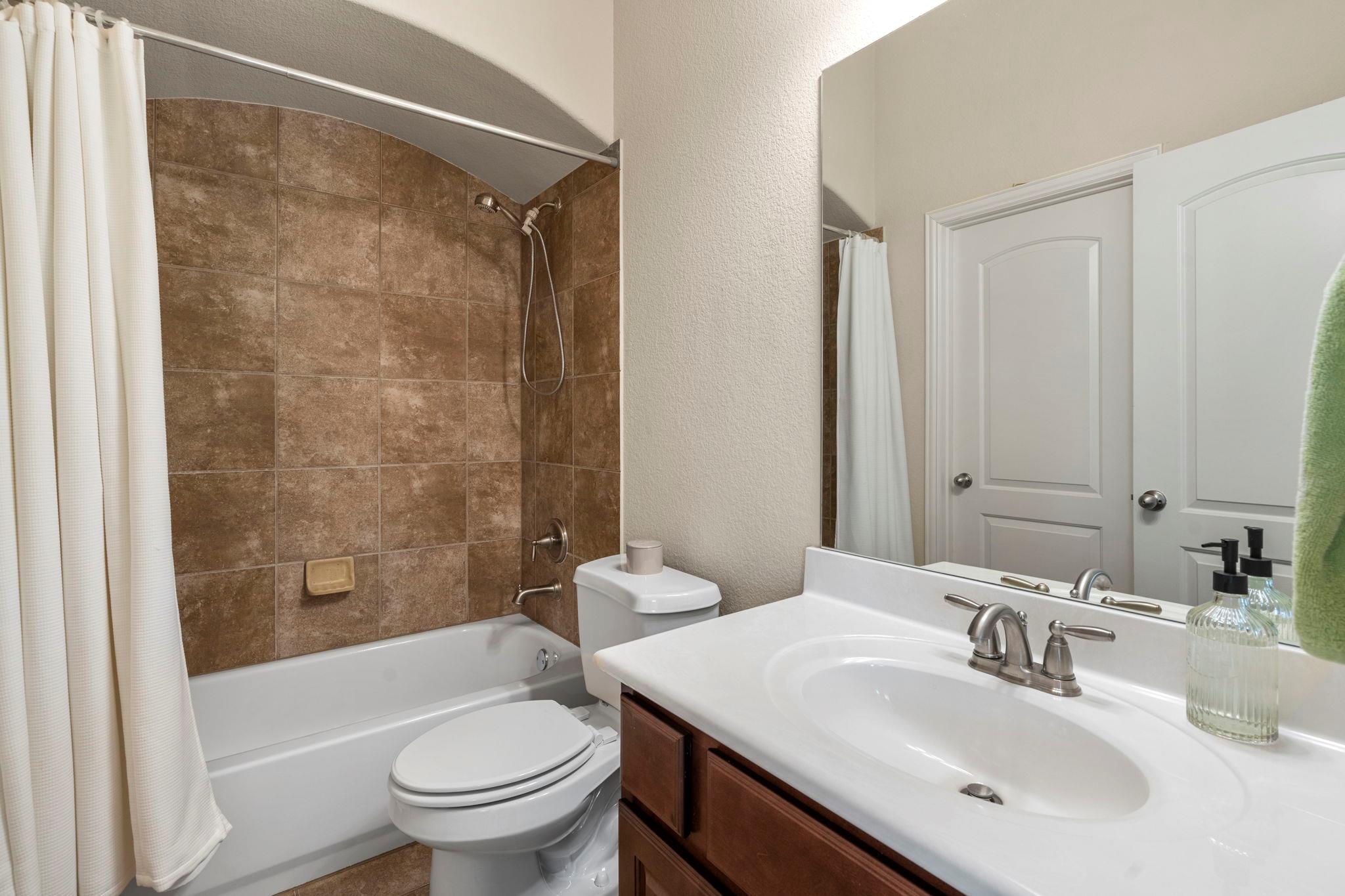 2124 Turtle Mountain Bend Austin TX 78748