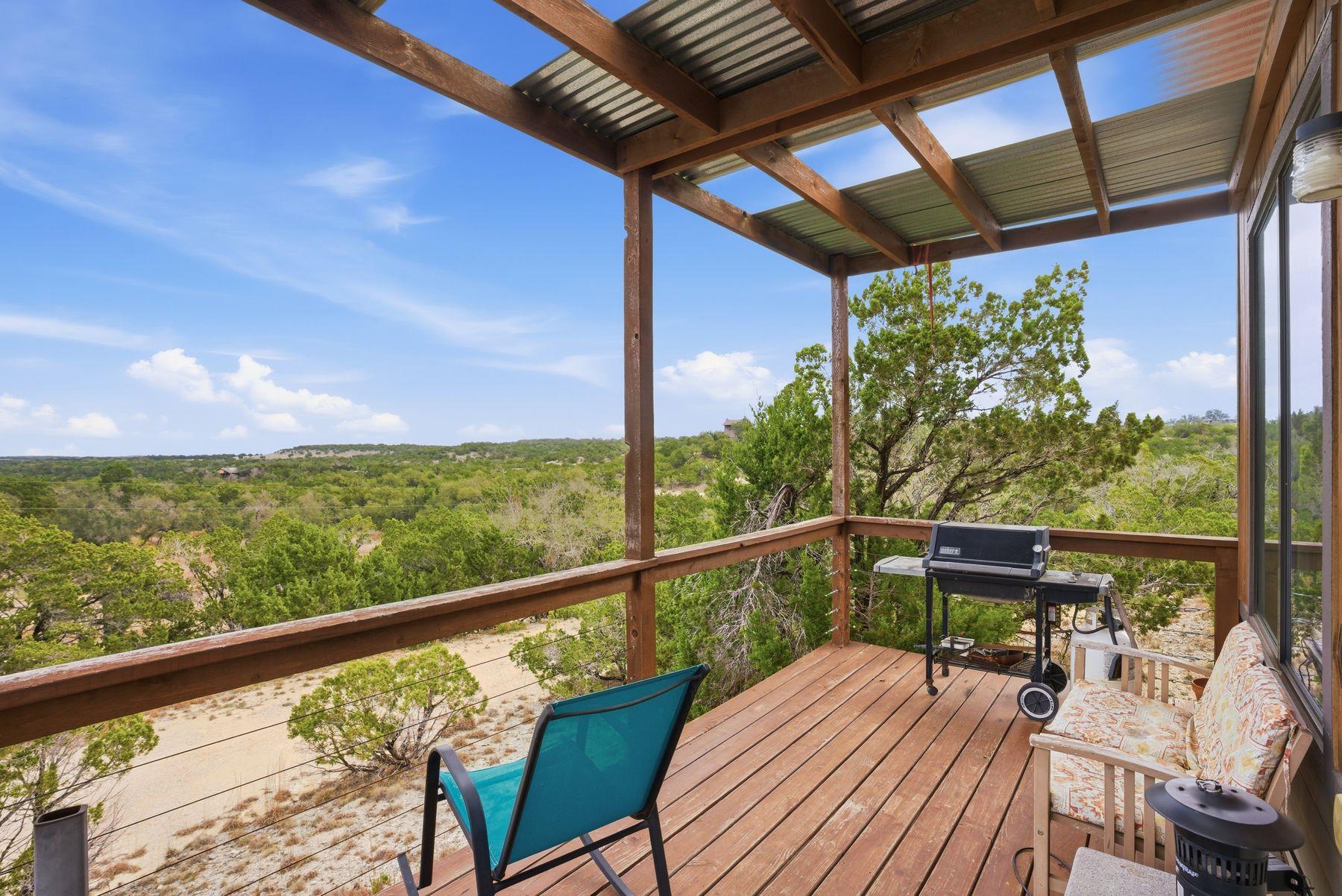 530 Pioneer Trail Dripping Springs TX 78620