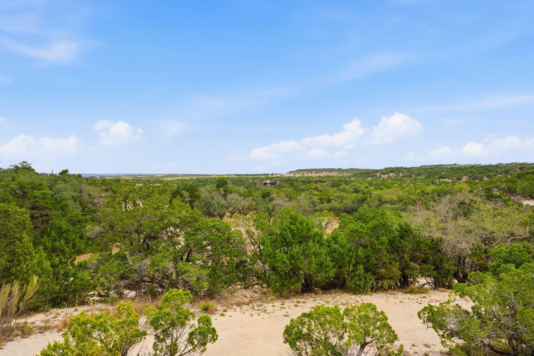530 Pioneer Trail Dripping Springs TX 78620