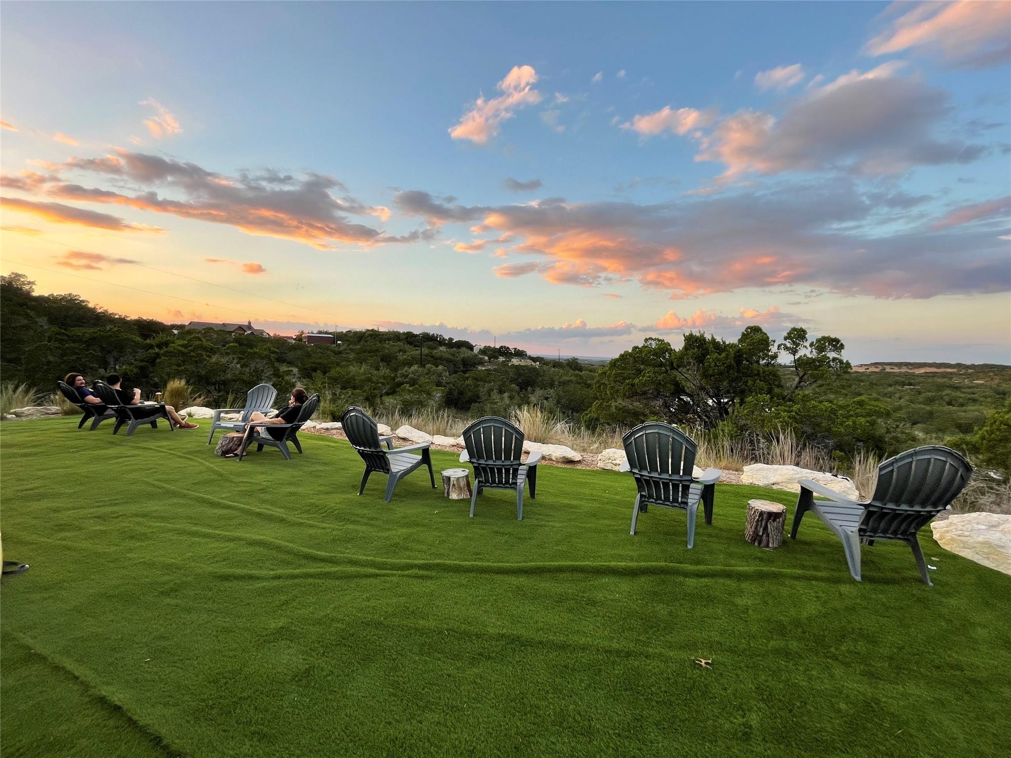 530 Pioneer Trail Dripping Springs TX 78620