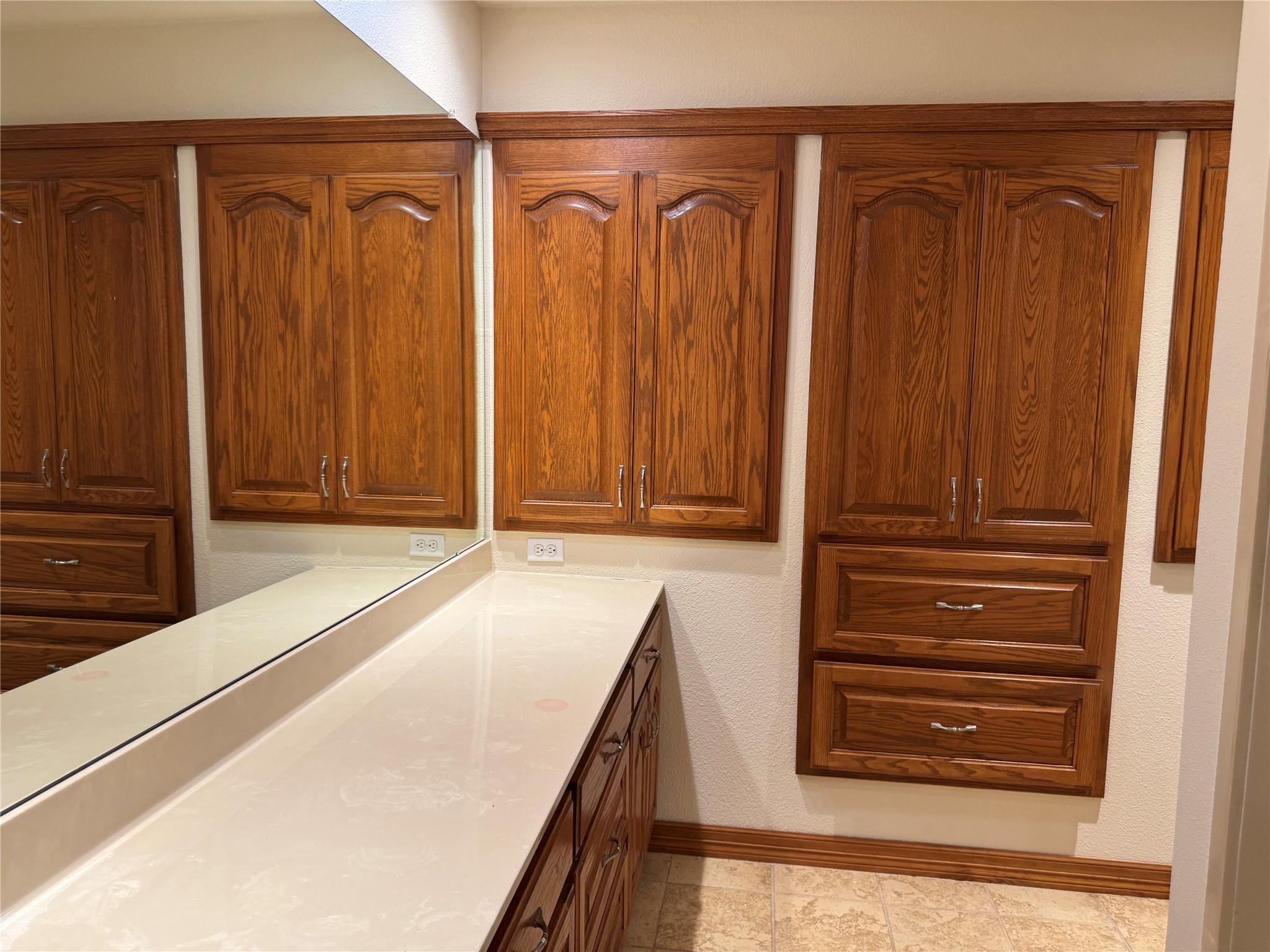 20700 E Lakeshore Drive Spicewood TX 78669